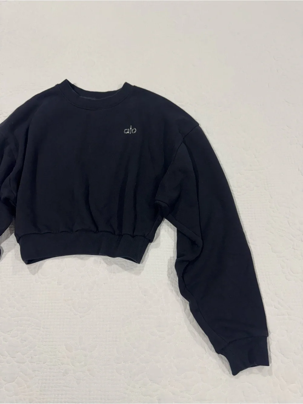 ALO Cropped Accolade Crewneck